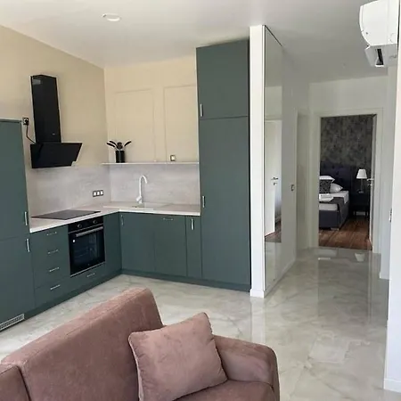 Marvi * אוגייאן